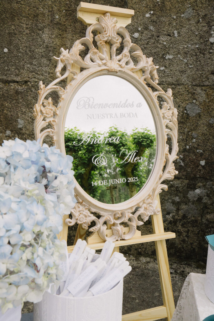 Decoración de boda en Pazo do Tambre, Galicia · Andrea & Alex · Blue Artisan