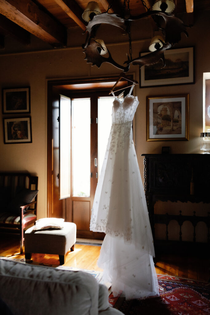 Decoración de boda en Pazo de Mosende, Galicia · Ani & JC · Blue Artisan