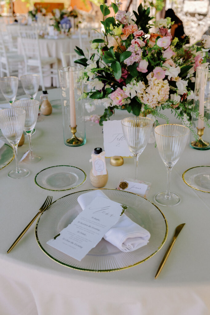 Decoración de boda en Pazo de Mosende, Galicia · Ani & JC · Blue Artisan