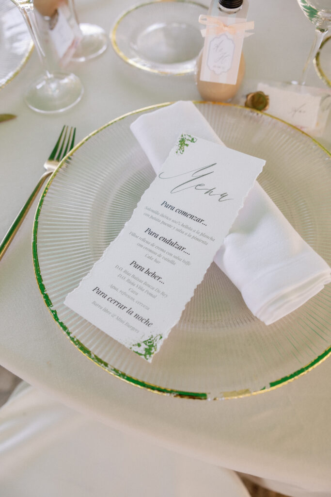 Decoración de boda en Pazo de Mosende, Galicia · Ani & JC · Blue Artisan