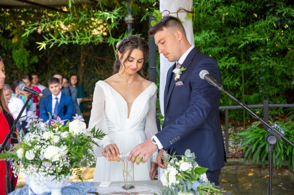 Decoración de boda en Los Molinos, Galicia · Blanca & Dani · Blue Artisan