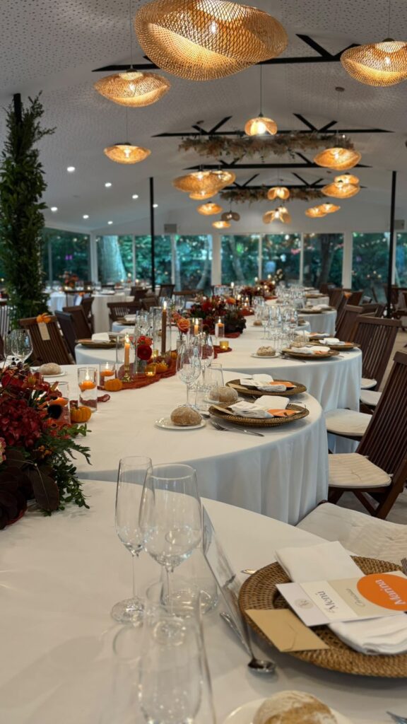 Decoración de boda en Quinta Canaima, Galicia · Tam & Rober · Blue Artisan