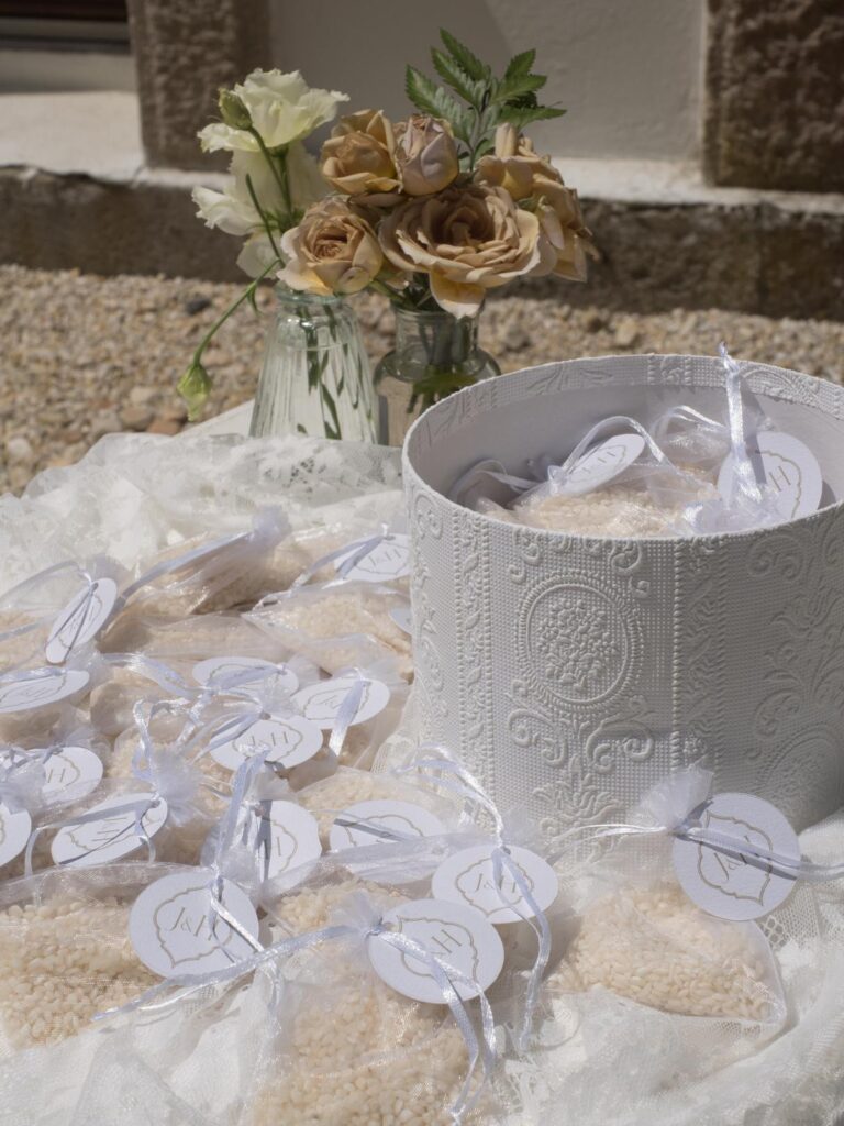 Decoración de boda estilo marroquí en el Balneario de Guitiriz, Lugo · Hakima & Jacobo · Blue Artisan