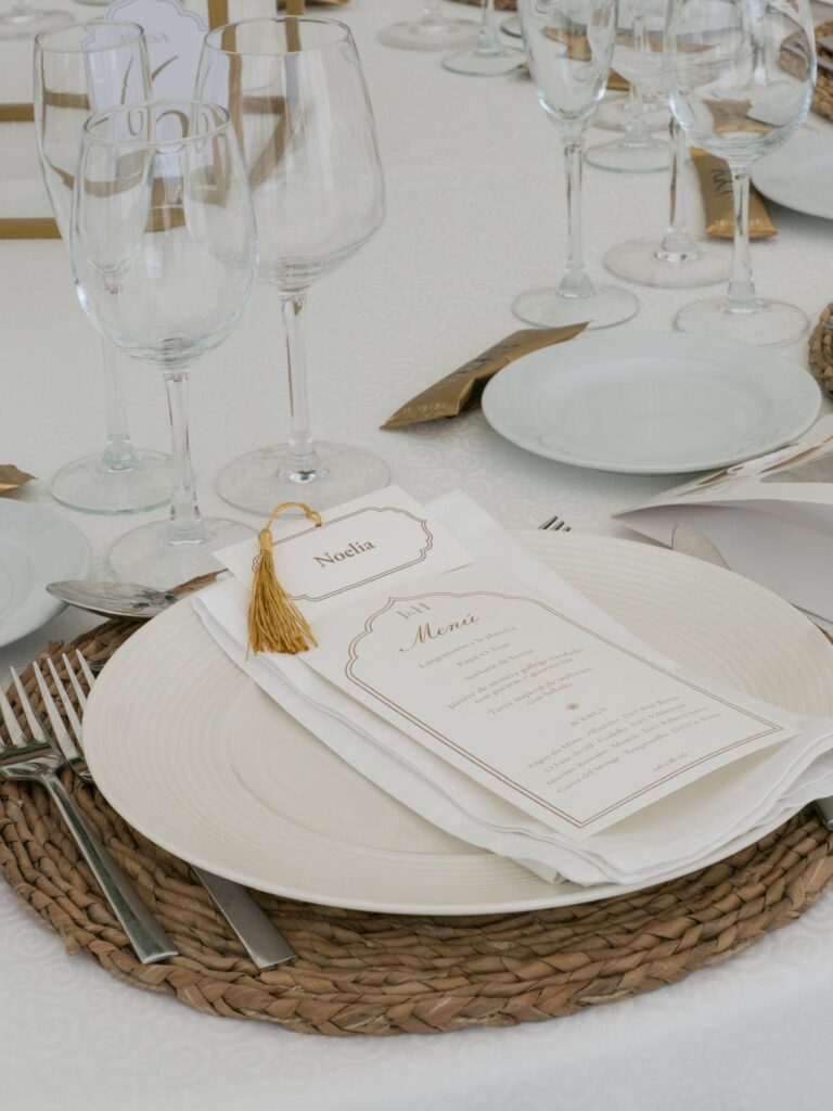 Decoración de boda estilo marroquí en el Balneario de Guitiriz, Lugo · Hakima & Jacobo · Blue Artisan