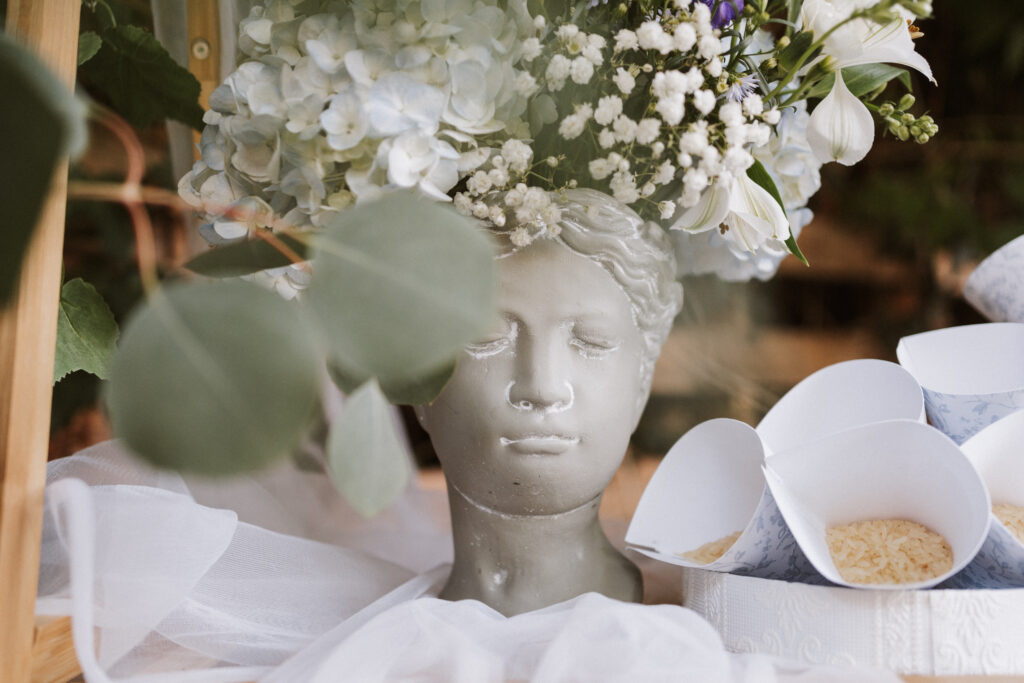 Decoración de boda en Los Molinos, Galicia · Blanca & Dani · Blue Artisan