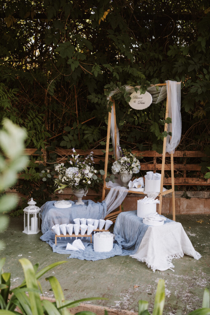 Decoración de boda en Los Molinos, Galicia · Blanca & Dani · Blue Artisan